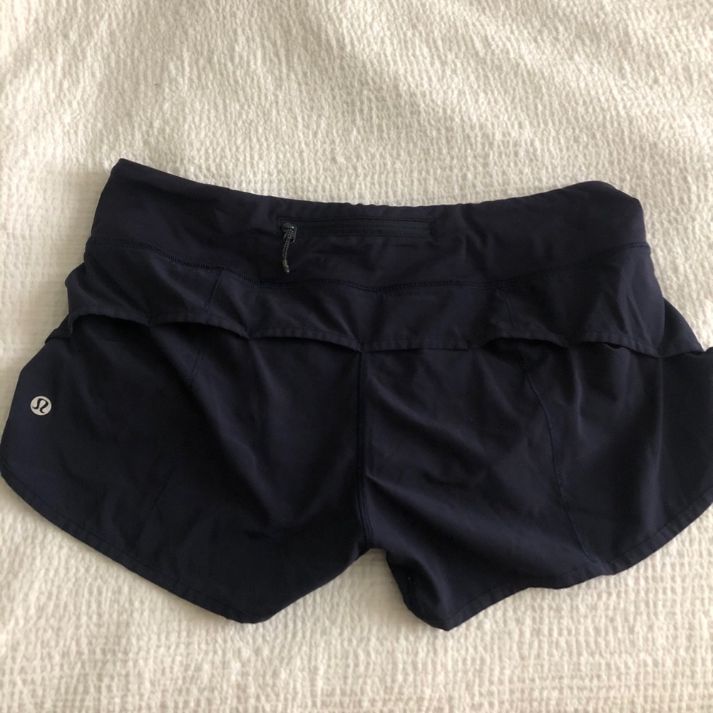 Lululemon Speed Up Shorts Size 6